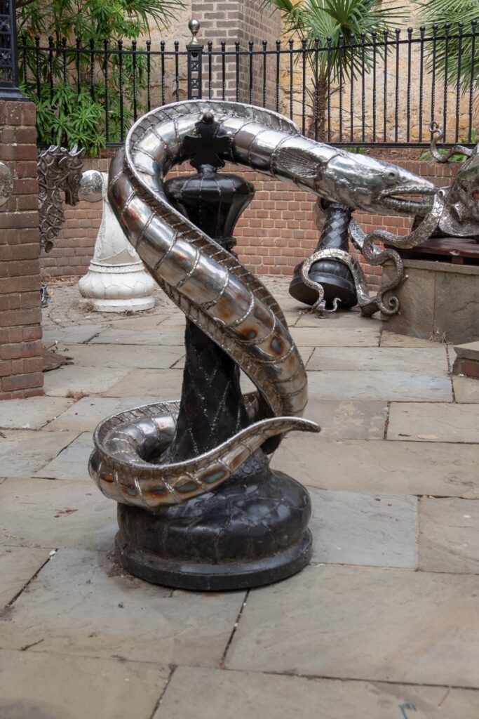 Dyer, Leigh; Conger Eel and King Chess Piece; ; http://www.artuk.org/artworks/conger-eel-and-king-chess-piece-308579